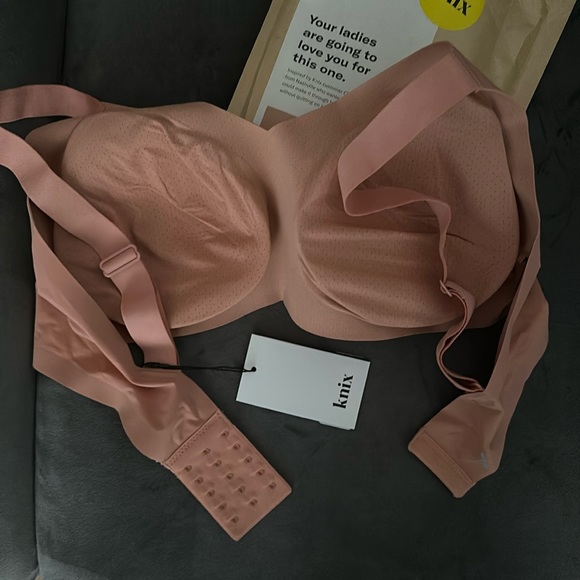 Knix Padded V-Neck Evolution Bra Wide Straps Size 7+ (Fits 38E, 38F, 36F) - Picture 7 of 7